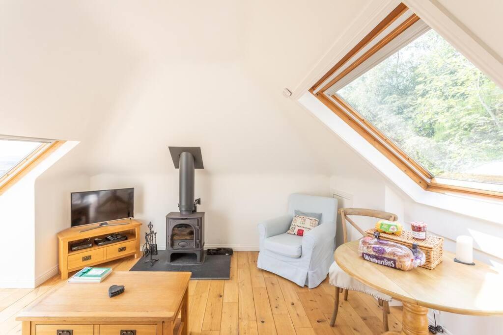 The Mews - A Cottage With A Spectacular Lake View Port Of Menteith Екстериор снимка