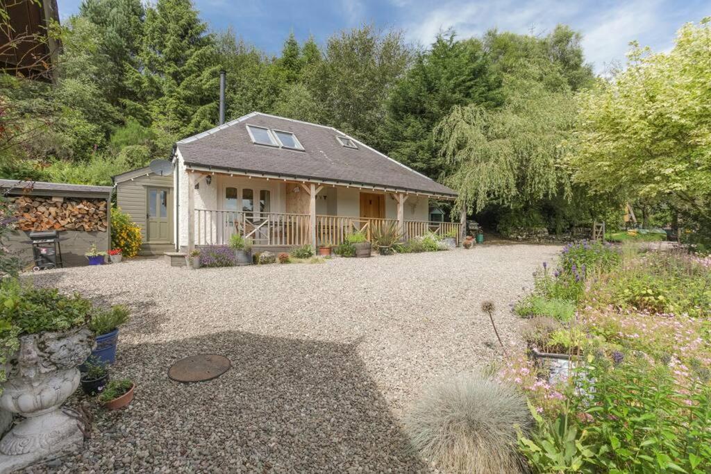 The Mews - A Cottage With A Spectacular Lake View Port Of Menteith Екстериор снимка