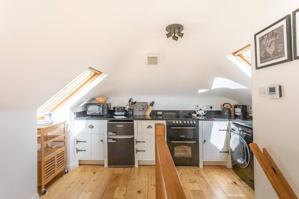 The Mews - A Cottage With A Spectacular Lake View Port Of Menteith Екстериор снимка